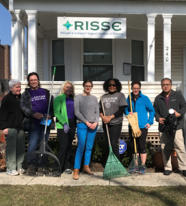 El personal de Excelsior es voluntario en RIISE