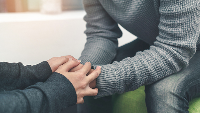 holding hands in support, veterans mental health