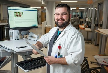 Zach DeBartolo, Informática de Enfermería