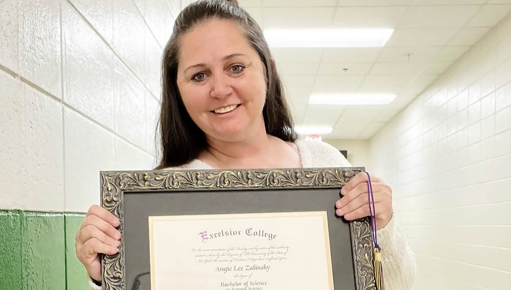 Angie Zalinsky, graduada en 2020, licenciada en ciencias naturales