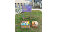 Las donaciones de Snacks for Students se entregan en el Troy High School